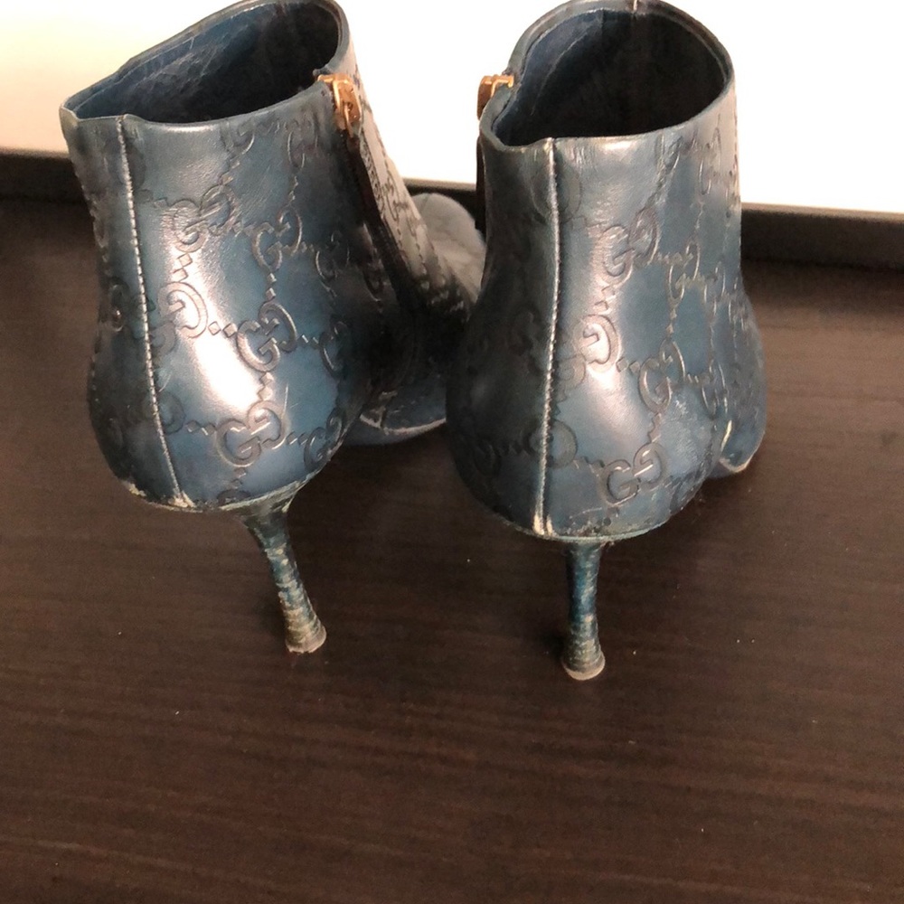 ⬇️$500 GUCCI Monogram ankle booties - Picture 6 of 8